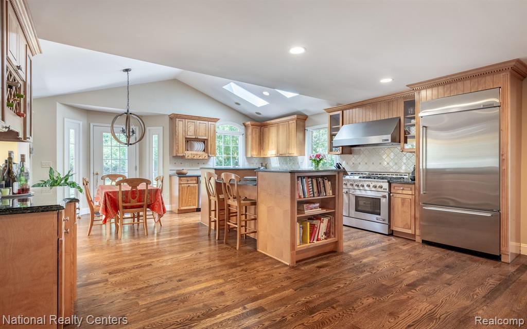 31467 Old Cannon Road, Beverly Hills, MI 48025 — Photo 9