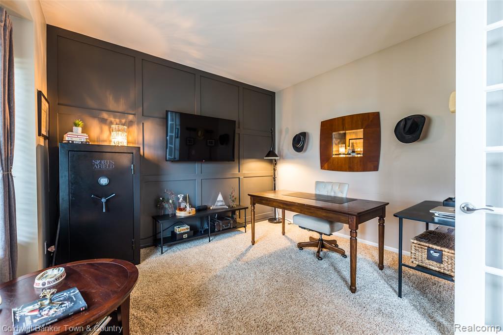47740 Royal Pointe Drive, Canton, MI 48187 — Photo 22
