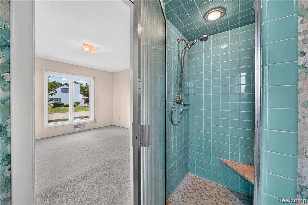 3 Shorecrest Circle, Grosse Pointe, MI 48236 — Photo 34