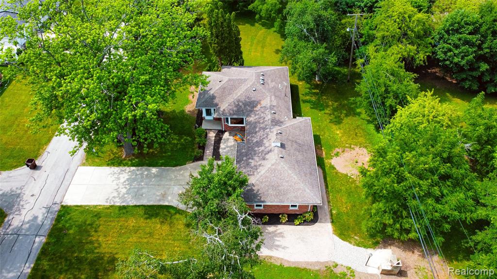 4408 S Lake Drive, Newport, MI 48166 — Photo 34