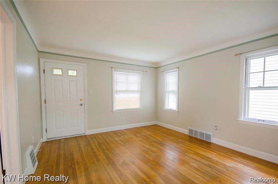4014 Gardner Avenue, Berkley, MI 48072 — Photo 6