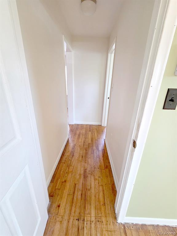 5046 Lafontaine Street, Grosse Pointe, MI 48236 — Photo 11