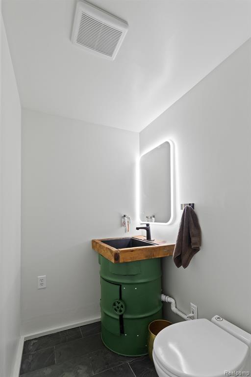 5766 TRUMBULL Street, Detroit, MI 48208 — Photo 18