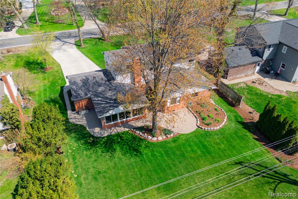 7611 Ferry Road, Grosse Ile, MI 48138 — Photo 10