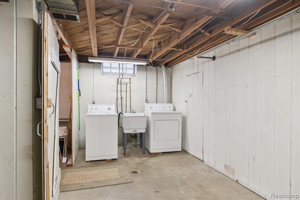 7868 Robinson Avenue, Allen Park, MI 48101 — Photo 30