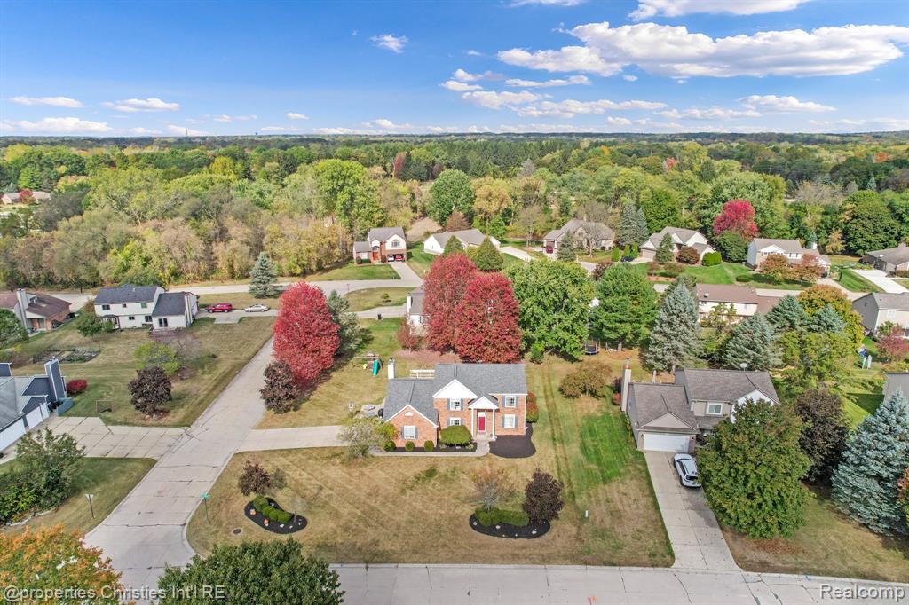921 River Valley Drive, Lake Orion, MI 48362 — Photo 44