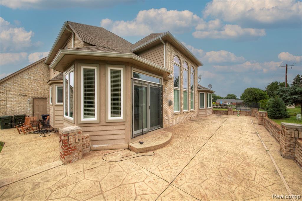 4935 Maceri Circle, Sterling Heights, MI 48314 — Photo 34