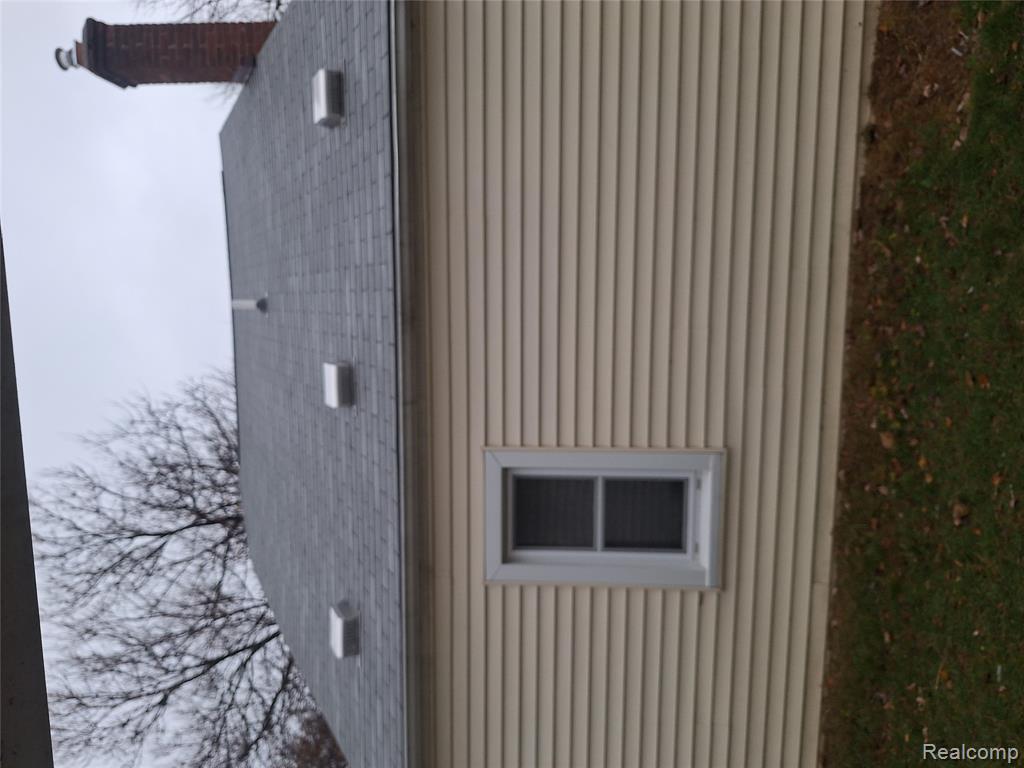 31700 Linden, Fraser, MI 48026 — Photo 7