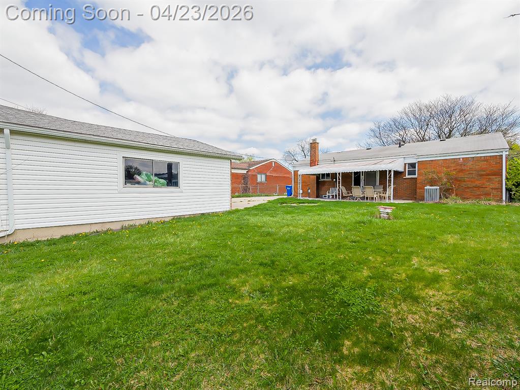 26177 Cunningham Drive, Warren, MI 48091 — Photo 23