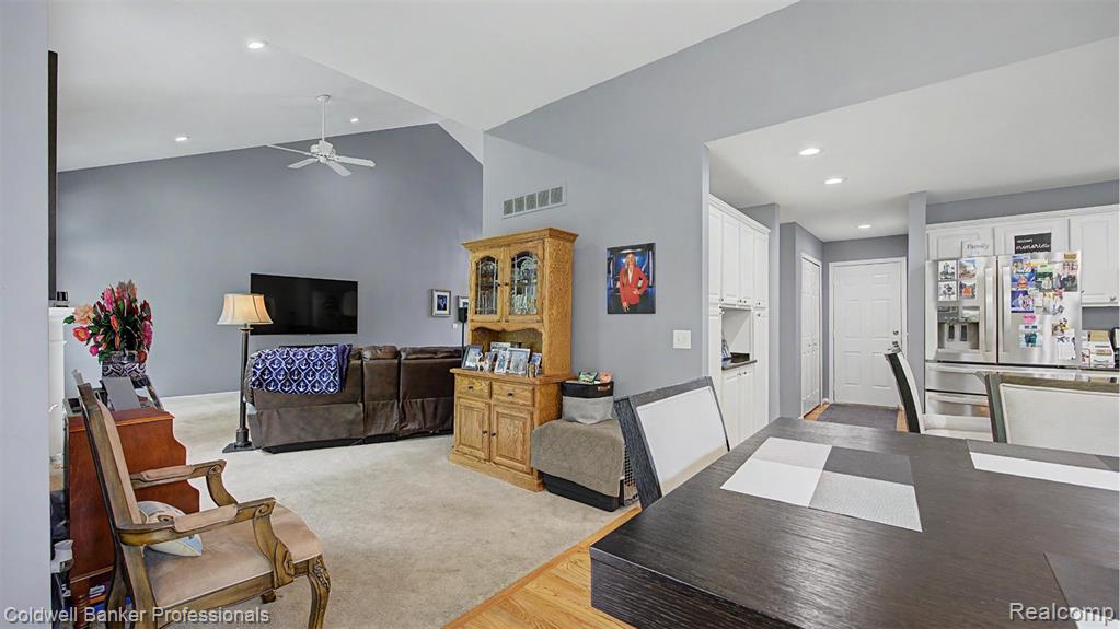 43662 Vintners Place Drive, Sterling Heights, MI 48314 — Photo 23