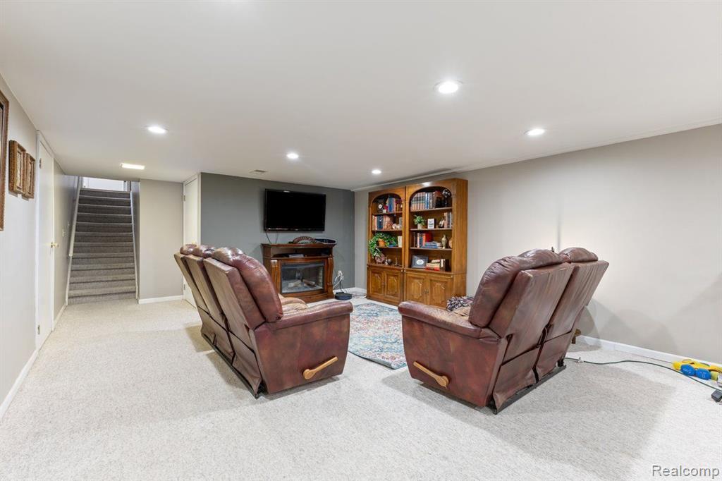 68864 WINGATE Drive, Washington, MI 48095 — Photo 38