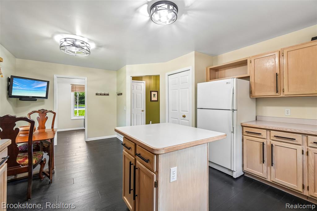 6423 Southampton Drive, Clarkston, MI — Photo 12