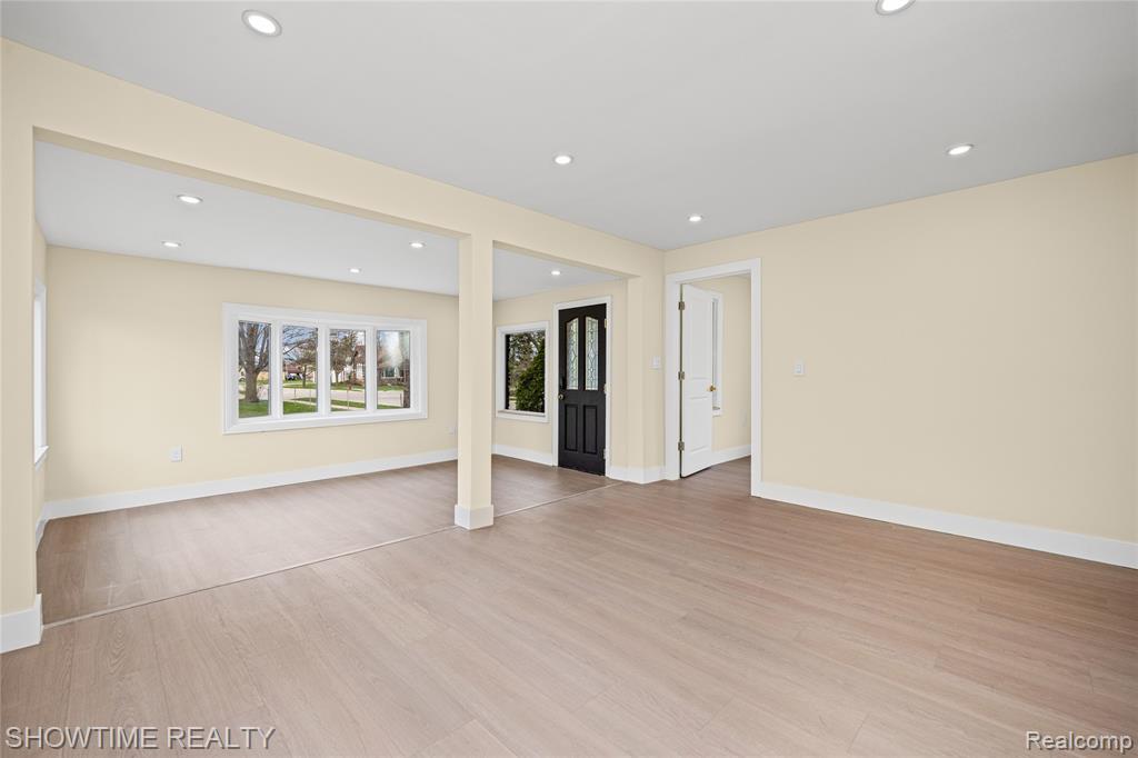 30430 Park Street, Roseville, MI 48066 — Photo 10