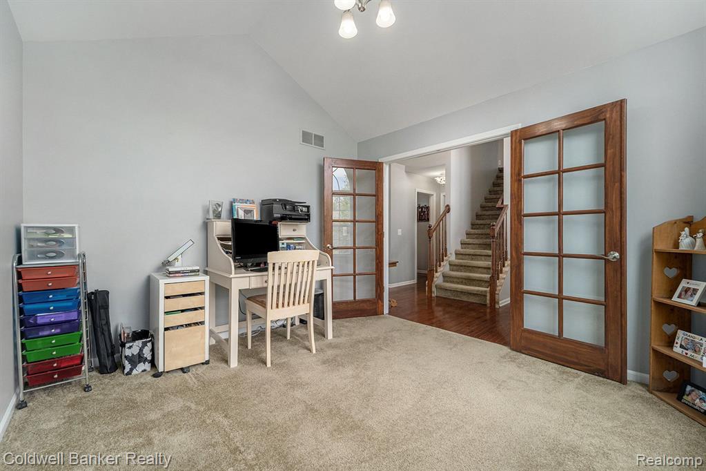 53643 VALLEYWOOD Drive, South Lyon, MI 48178 — Photo 14