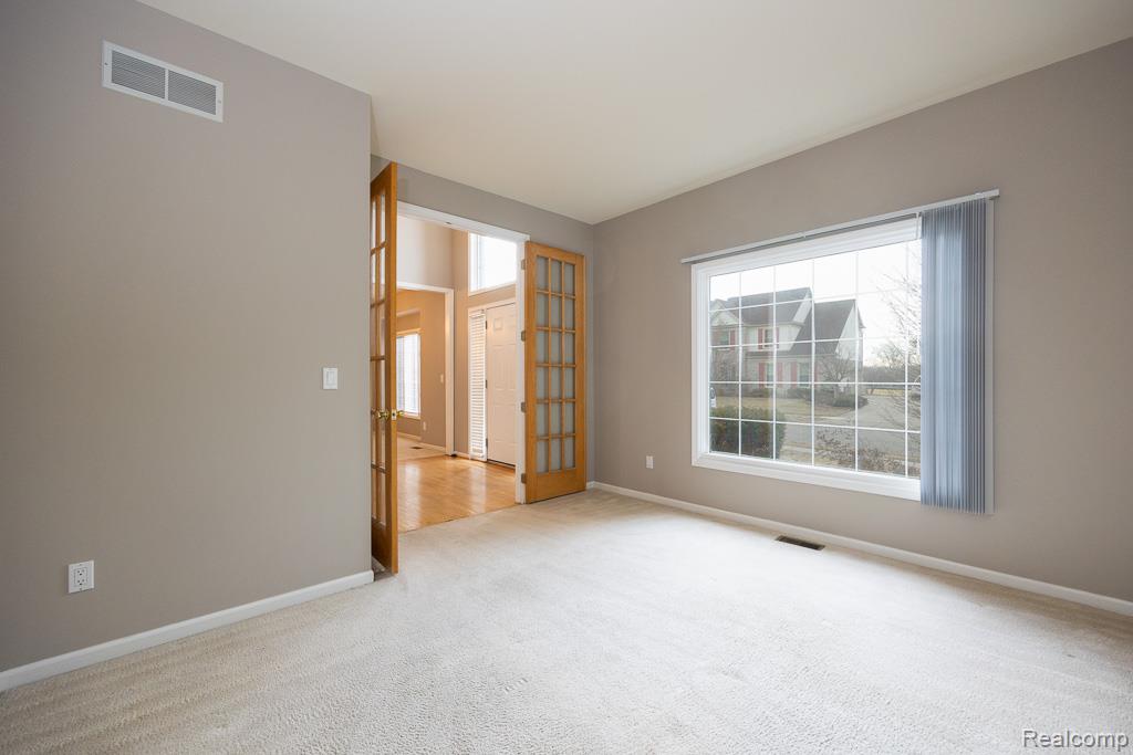 46692 INVERNESS Road, Canton, MI 48188 — Photo 3