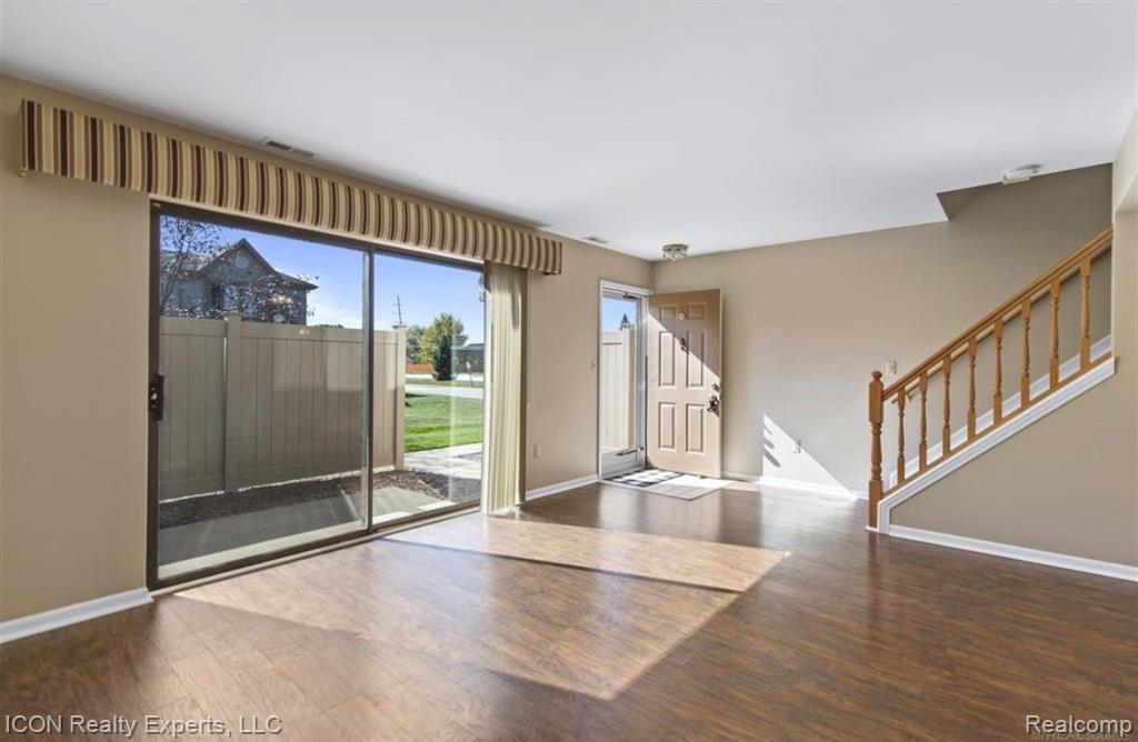 50451 Bay Run N, Chesterfield, MI 48047 — Photo 3