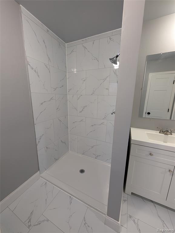 6353 Perry Road, Grand Blanc, MI 48439 — Photo 36