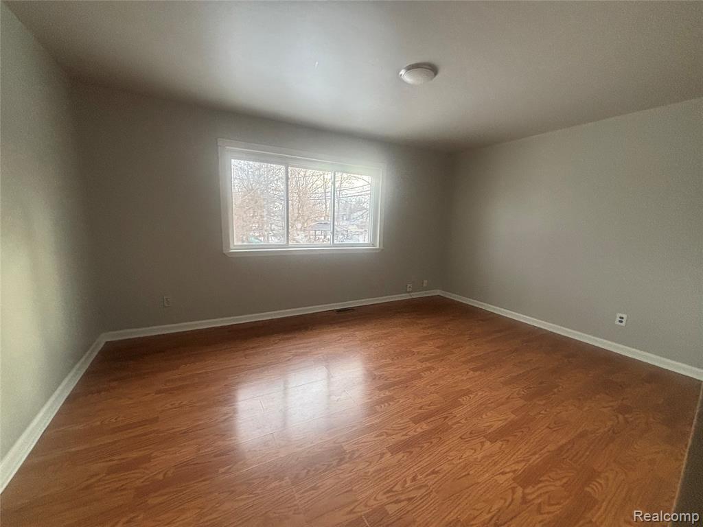 423 SHOTKA Street, Westland, MI 48186 — Photo 5