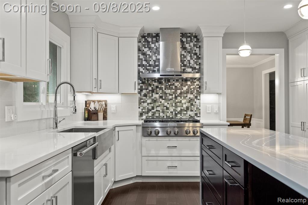 4605 Sunningdale Drive, Bloomfield Hills, MI 48302 — Photo 17