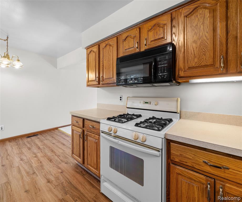 10401 Willow Road, Willis, MI 48191 — Photo 16