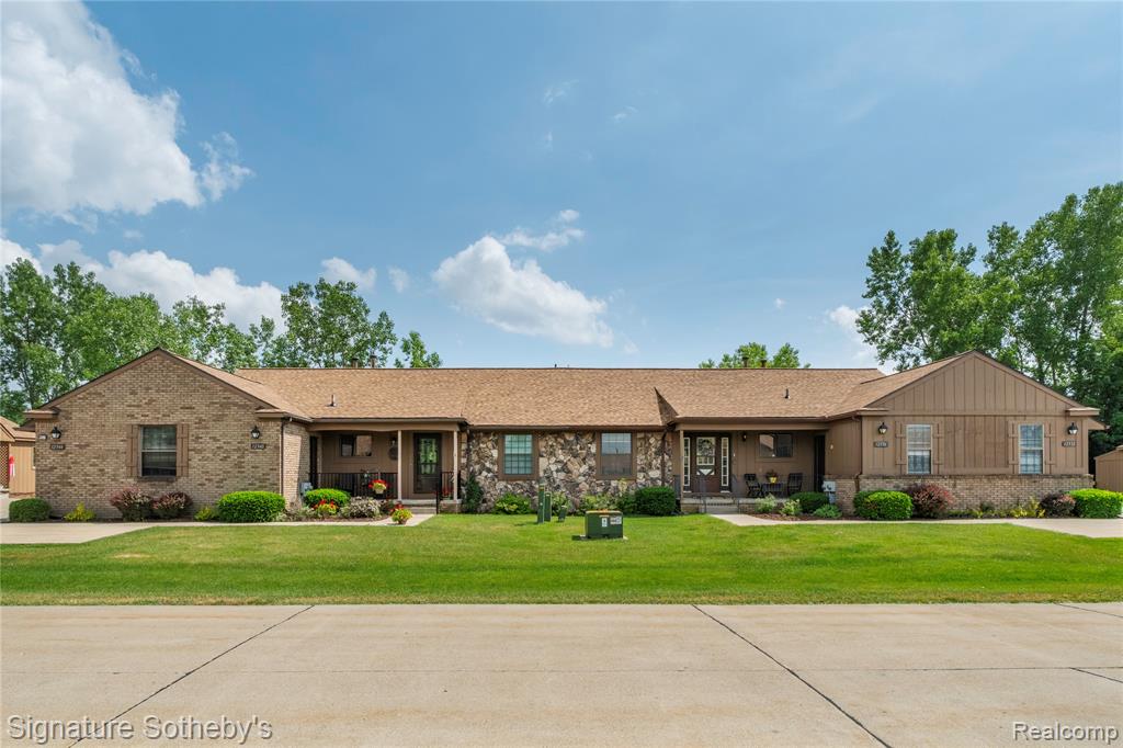 12336 Nantucket Drive, 3, South Lyon, MI 48178 — Photo 6