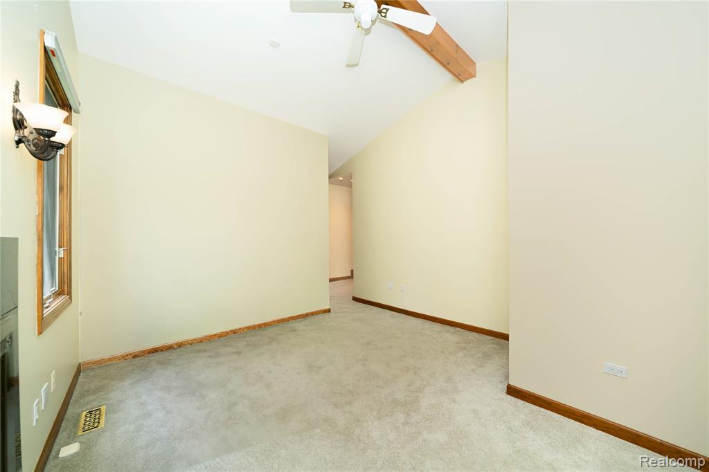 7806 Circle Boulevard, West Bloomfield, MI 48323 — Photo 25