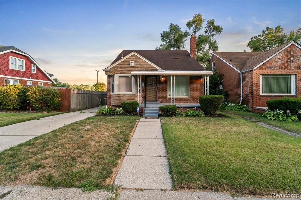 13751 Mecca Street, Detroit, MI 48227