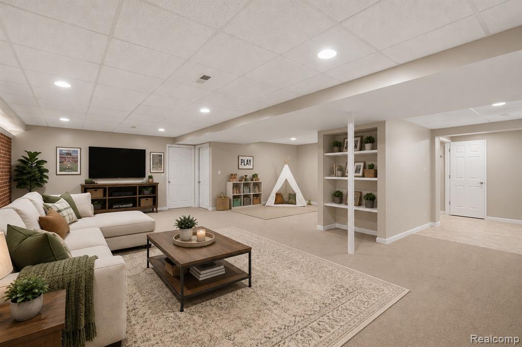 3477 Amber Oaks Drive, Howell, MI 48855 — Photo 25