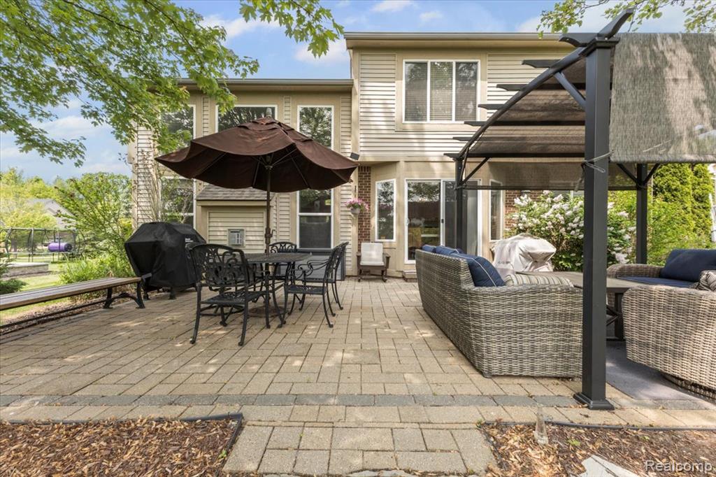 29818 Bradford Drive, New Hudson, MI 48165 — Photo 37