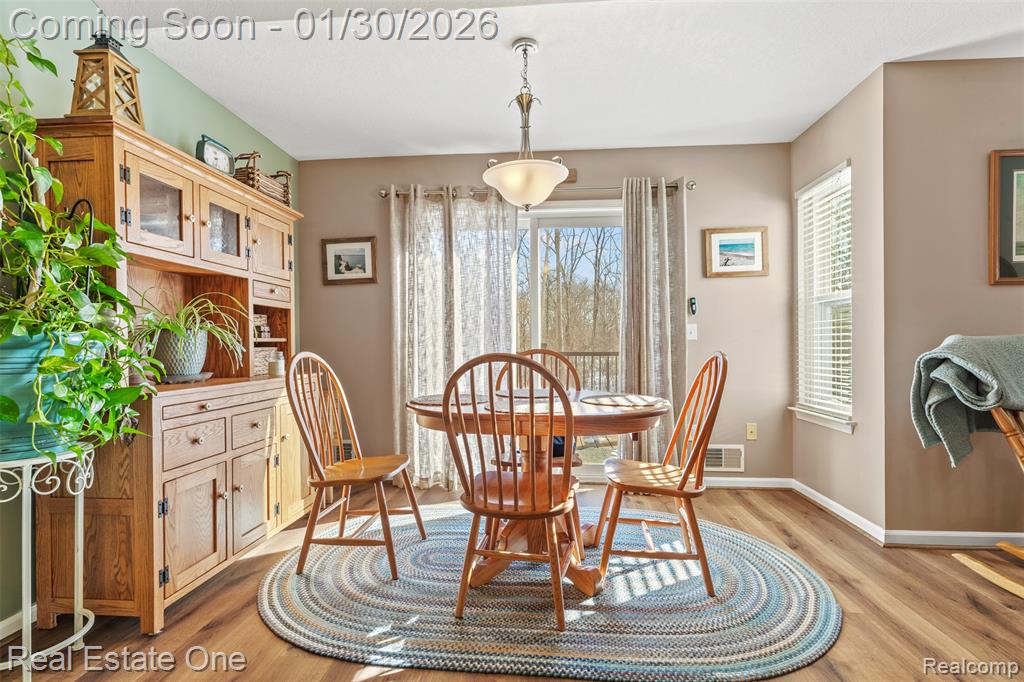 5481 Greenway Drive, 79, Trenton, MI 48183 — Photo 16