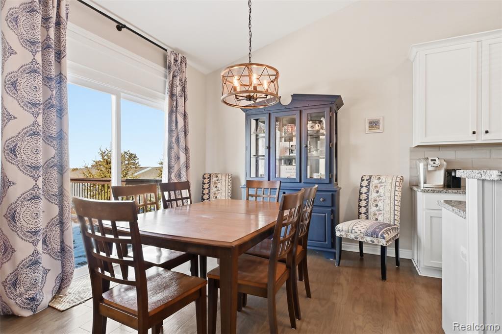 30879 Asbury Hill Court, New Hudson, MI 48165 — Photo 10