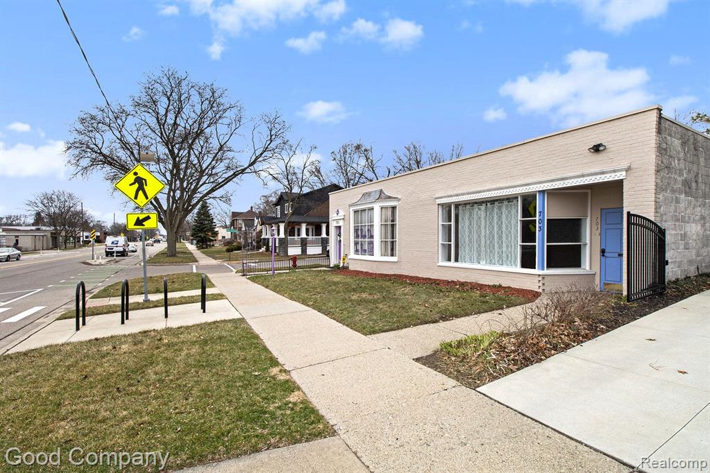 703 Livernois Street, Ferndale, MI 48220 — Photo 2