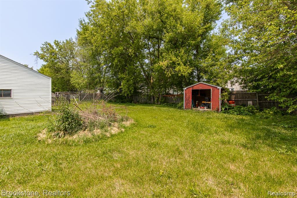 725 E Sherman Street, Holly, MI 48442 — Photo 42
