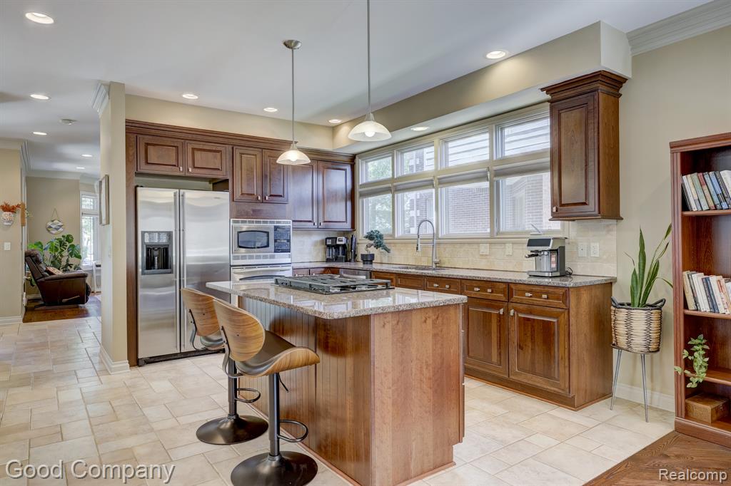 721 S Kenwood Avenue, Royal Oak, MI 48067 — Photo 15