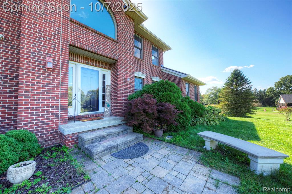 8660 Spicer Road, Brighton, MI 48116 — Photo 3