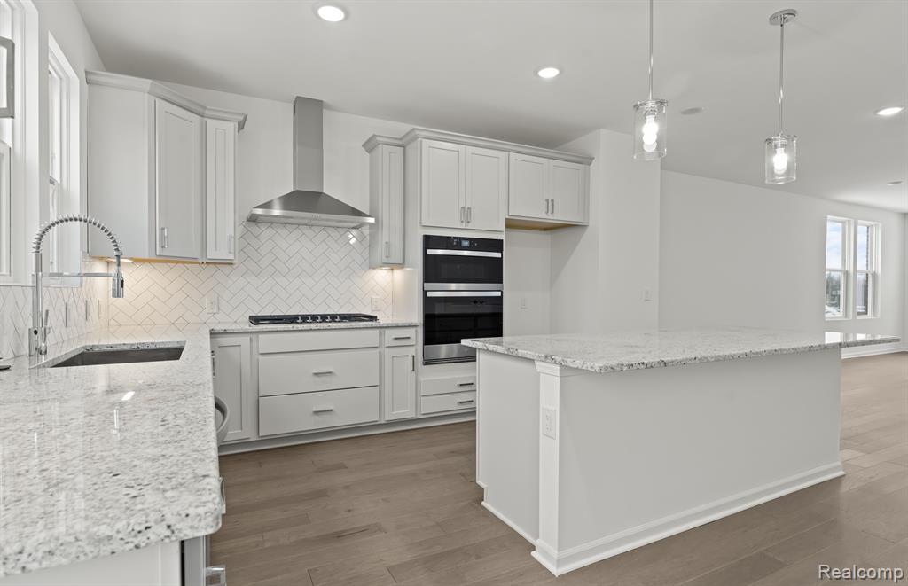 42905 Atwood Avenue, Novi, MI — Photo 12