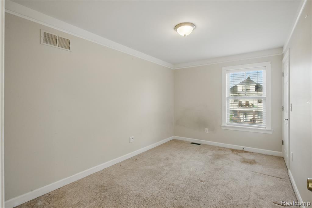 9345 Mitchell Street, Hamtramck, MI 48212 — Photo 14