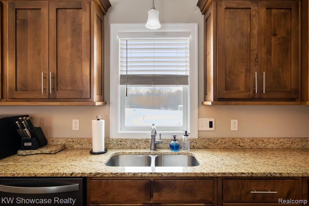 9345 HICKORY RIDGE Road, Holly, MI 48442 — Photo 14