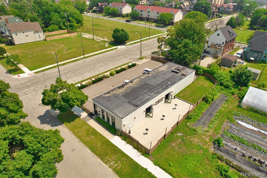 611 W Philadelphia Street, Detroit, MI 48202 — Photo 30