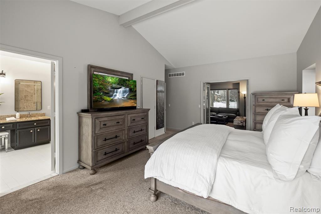 4926 Oak River Drive, Troy, MI 48098 — Photo 22