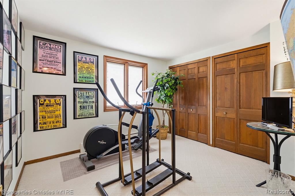 2825 Sylvan Shores Drive, Waterford, MI 48328 — Photo 20