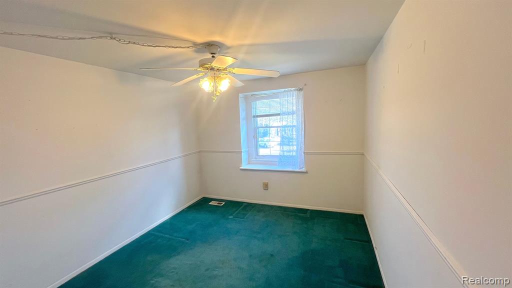19751 HAYES Court, Northville, MI 48167 — Photo 10