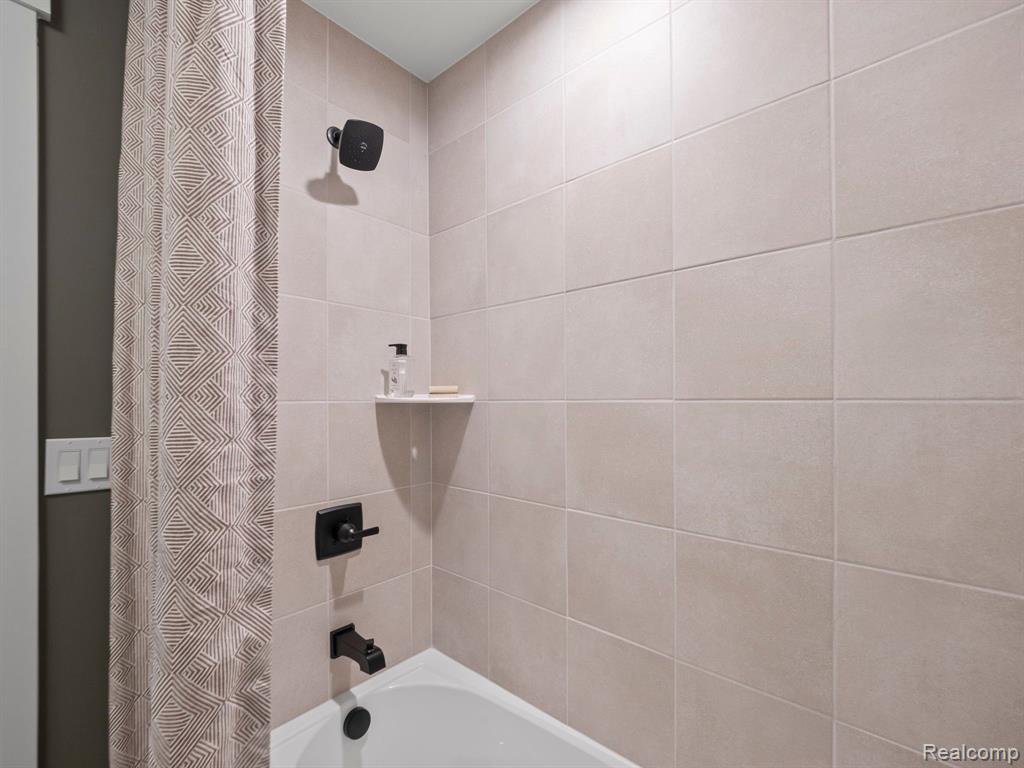 1059 Overlook Drive, Saline, MI 48176 — Photo 41