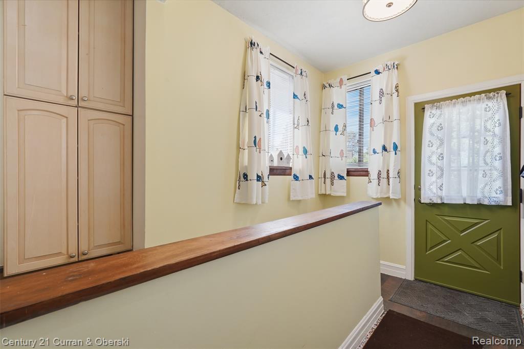 8303 Lagoon Street, Commerce Twp, MI 48382 — Photo 22