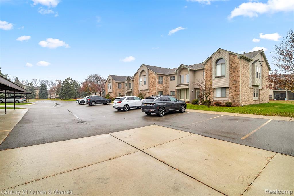 42580 Lilley Pointe Drive, Canton, MI 48187 — Photo 19