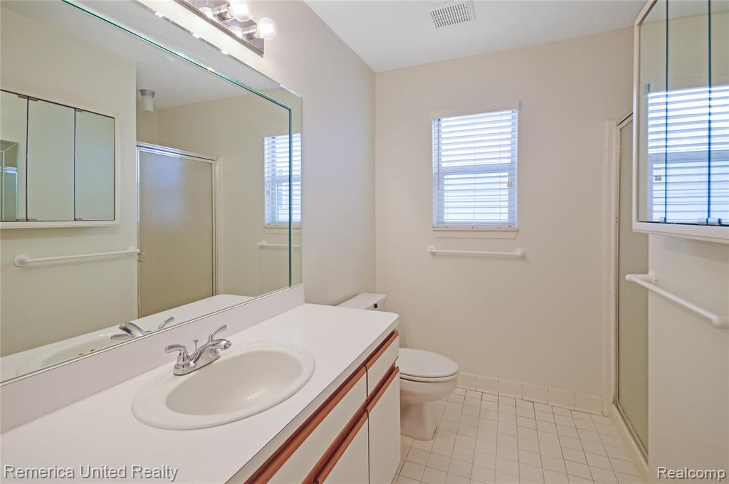 263 Whispering Hill, Commerce Twp, MI 48390 — Photo 15