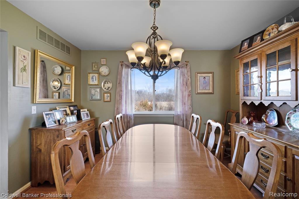 9283 Betsie Drive, Grand Blanc, MI 48439 — Photo 12