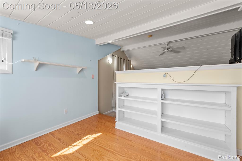 21610 Prestwick Avenue, Harper Woods, MI 48225 — Photo 28