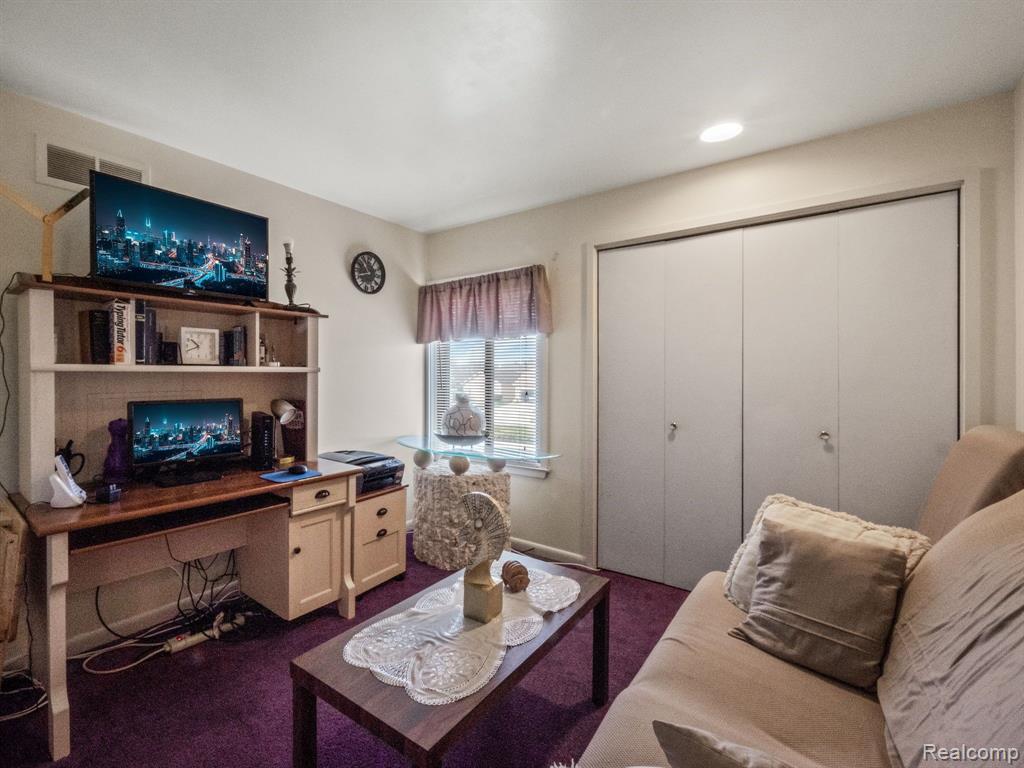 6341 LAURENTIAN, Flint, MI 48532 — Photo 13