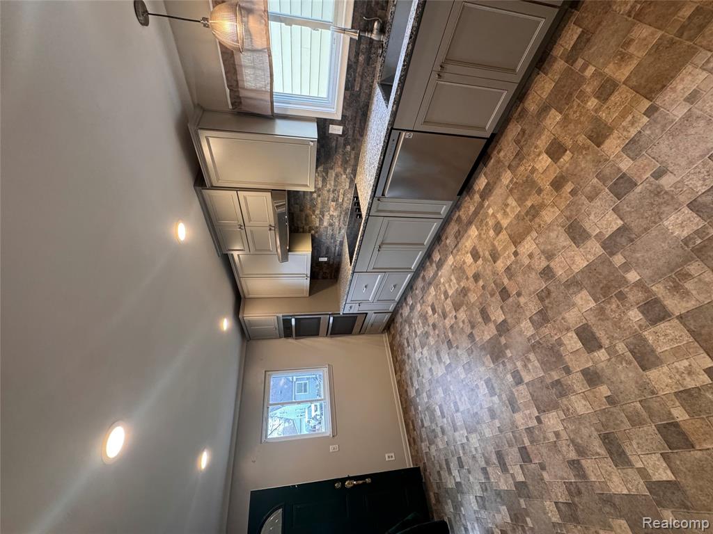 4022 Helen Avenue, Lincoln Park, MI 48146 — Photo 2